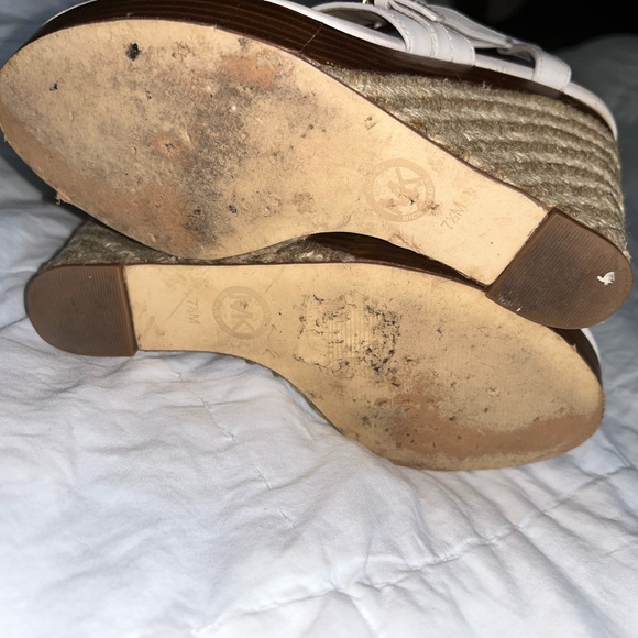 Michael Kors - Mackenzie Wedge Sandal eggshell white size 7.5 Open Toe platform - Picture 13 of 15